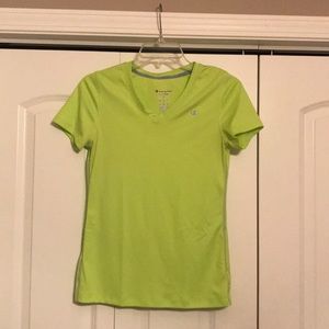 Like green, size small champion short sleeve
